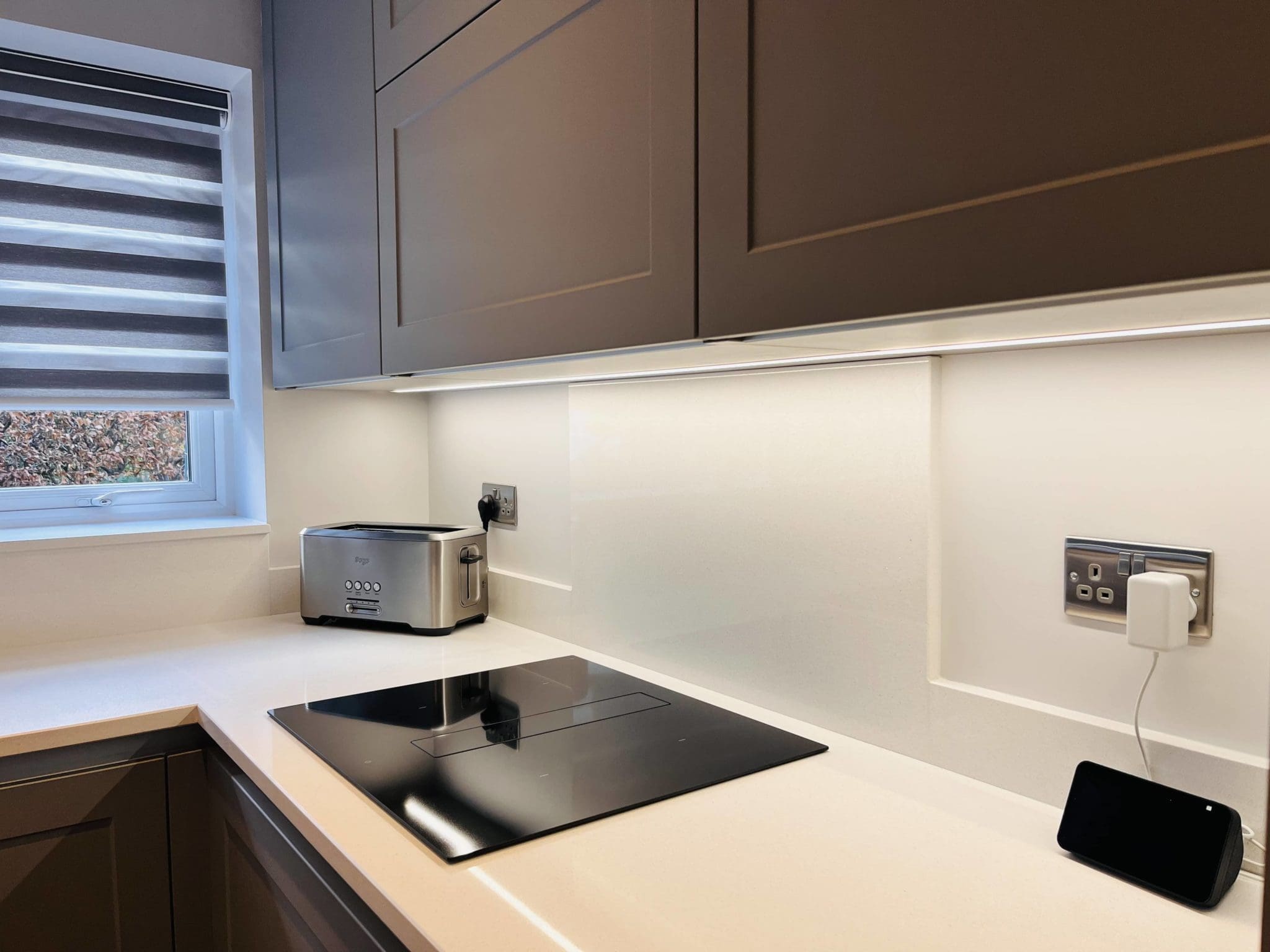 Brightness Hindle-07